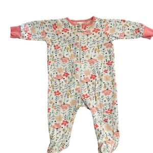 #012D, Gerber, long sleeve, zippered footed onesie, size 0-3 mo